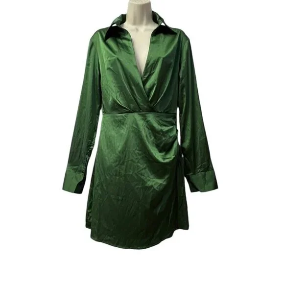 Cider Satin Faux Wrap Mini Dress Short Size‎ S Green L/S V-Neck Ruched Party NWT - Picture 2 of 16